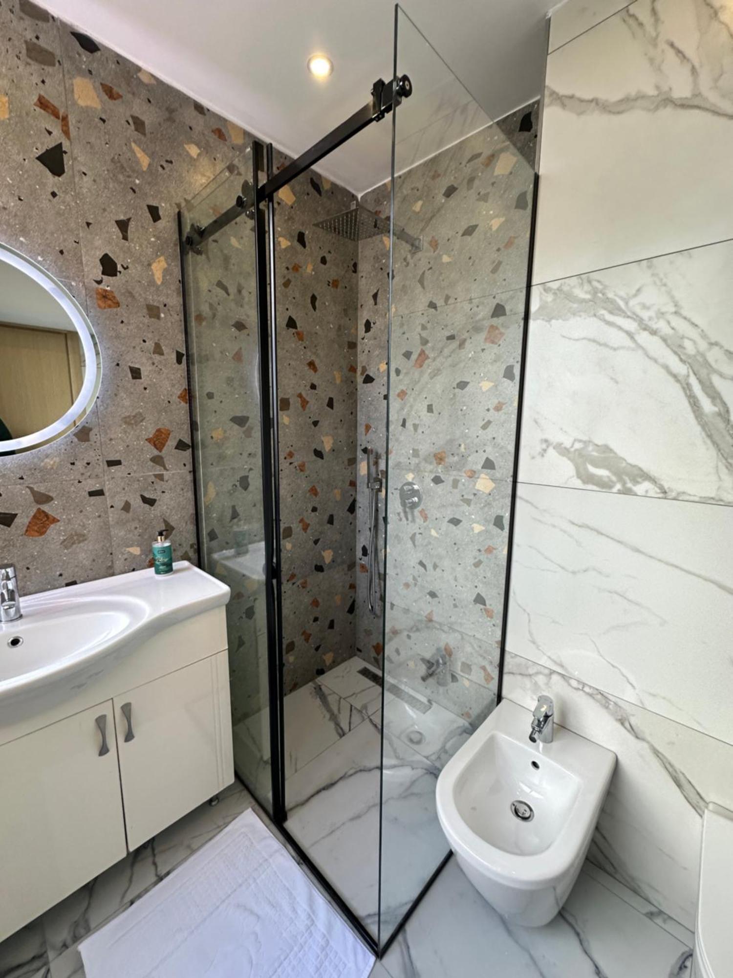 Xhimi'S Seaside Apartments Durrës Kültér fotó