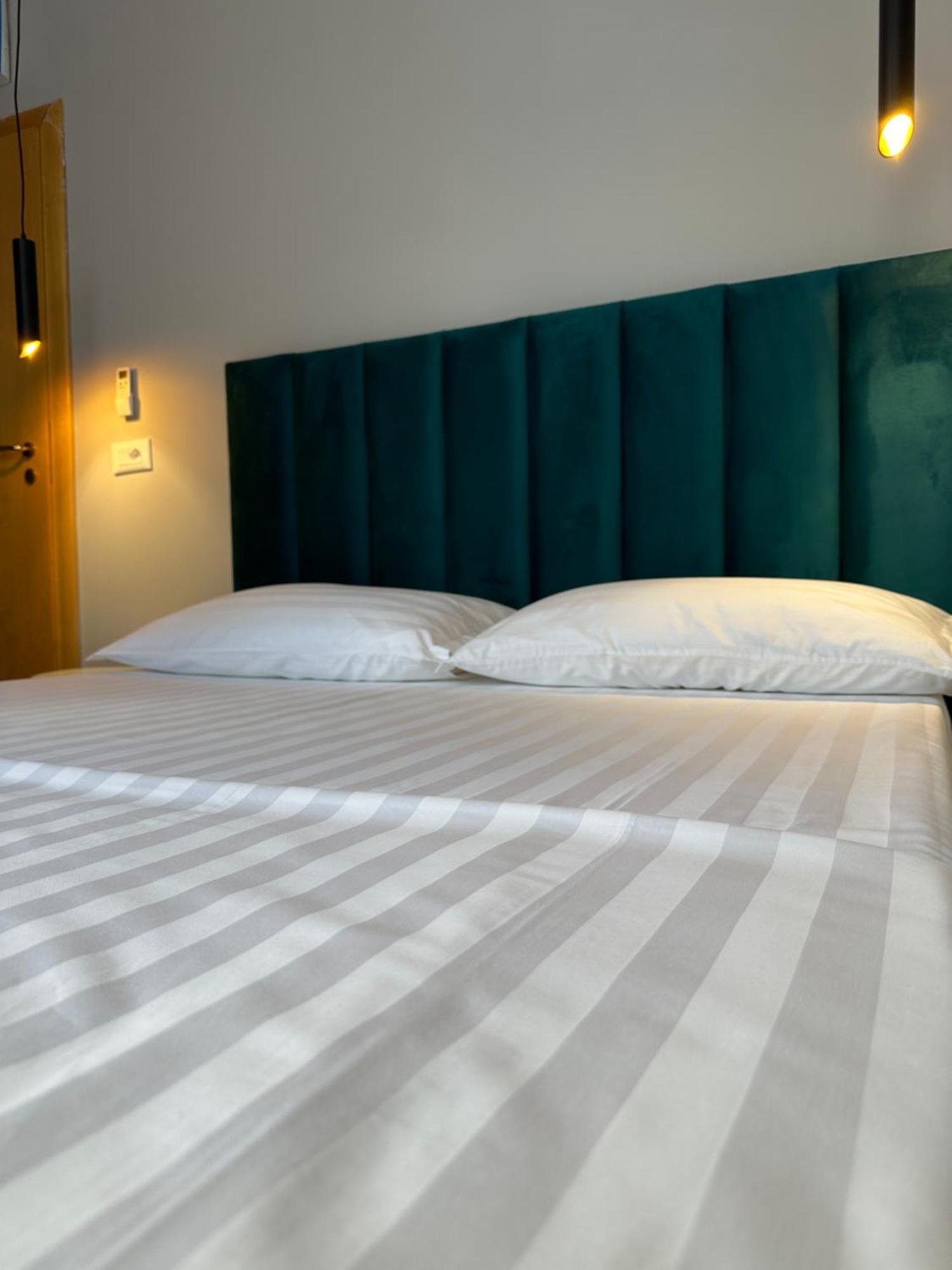 Xhimi'S Seaside Apartments Durrës Kültér fotó